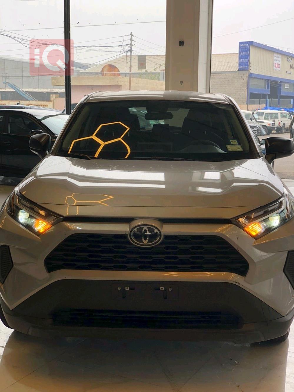 تويوتا راف 4